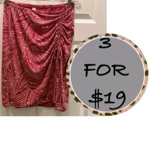 3/$19 Ruched Red Leaf print Skirt